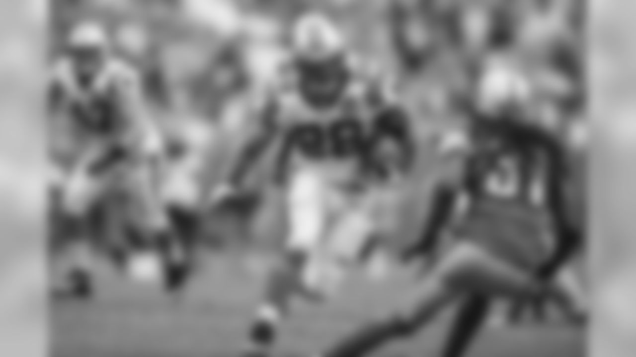 RB Jonathan Stewart