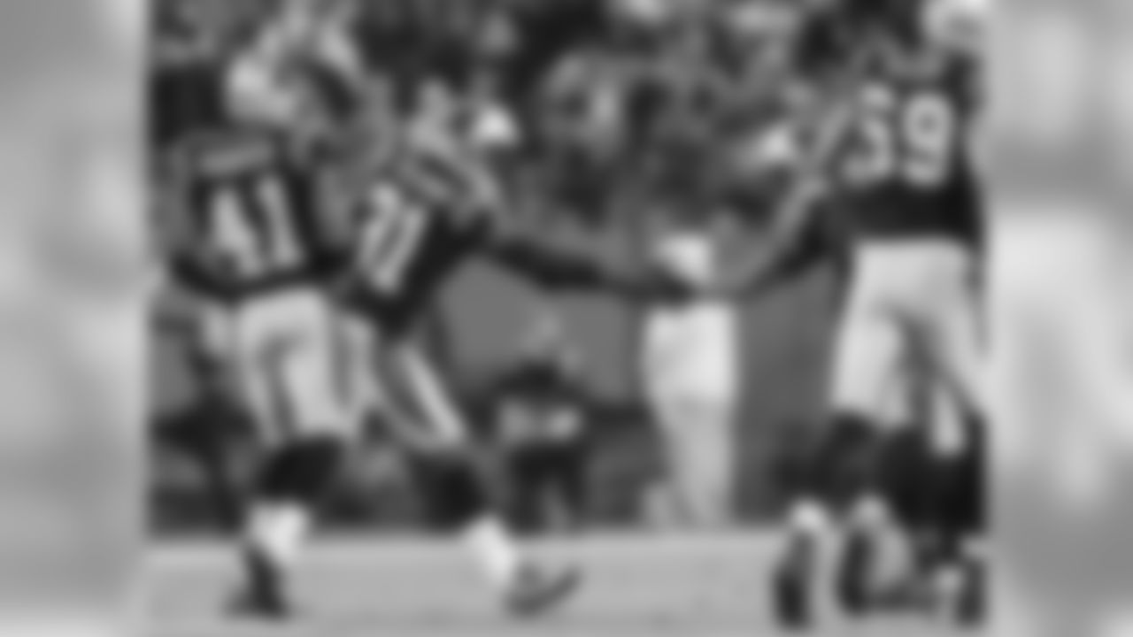 CBs Charles Tillman and Bene Benwikere
