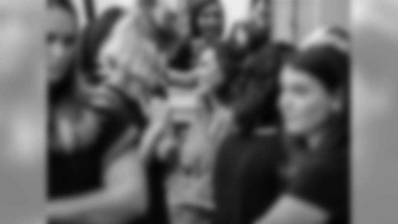 2018_06_20 top cats BTS 0923