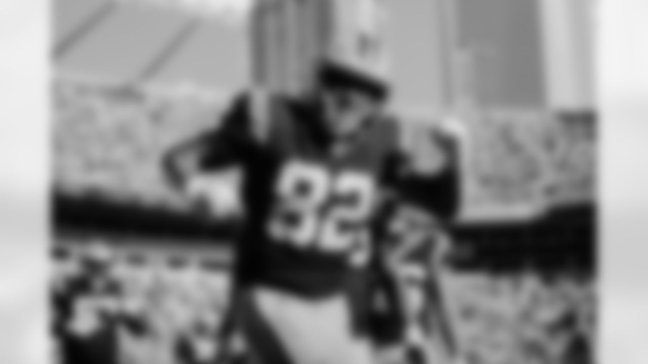 E_DX3_0297