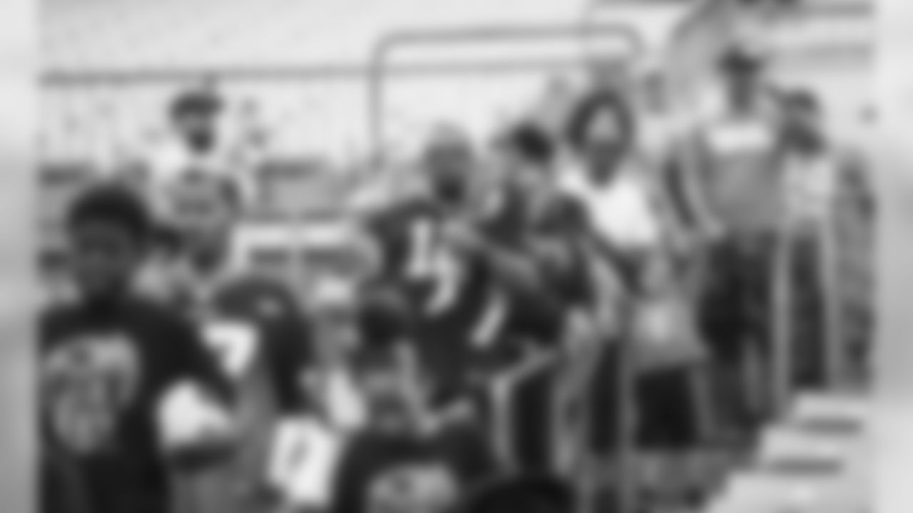 190425 draft party 134