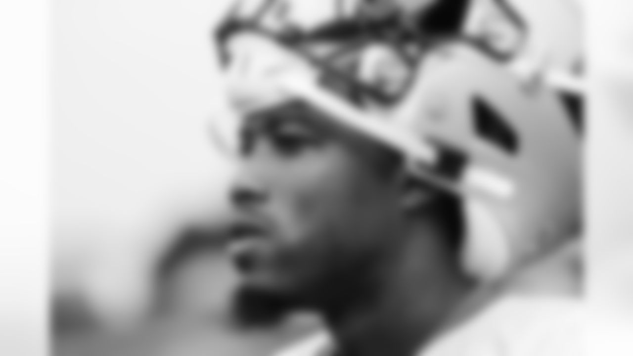 #17 Omar Bayless