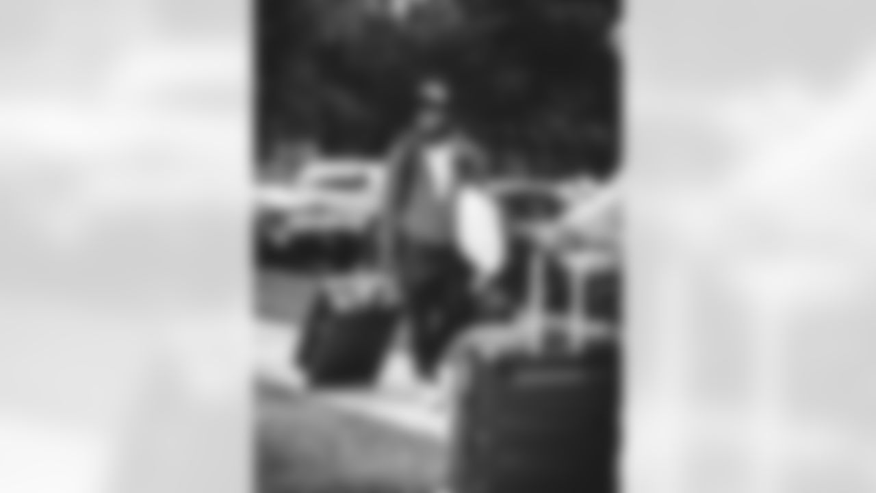 E_DX3_4407