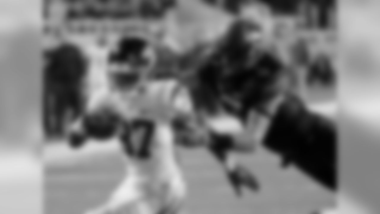 LB Brian Blechen