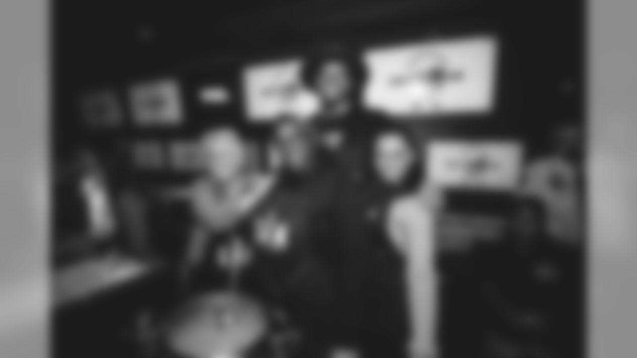 CamThanxgivingJam_43