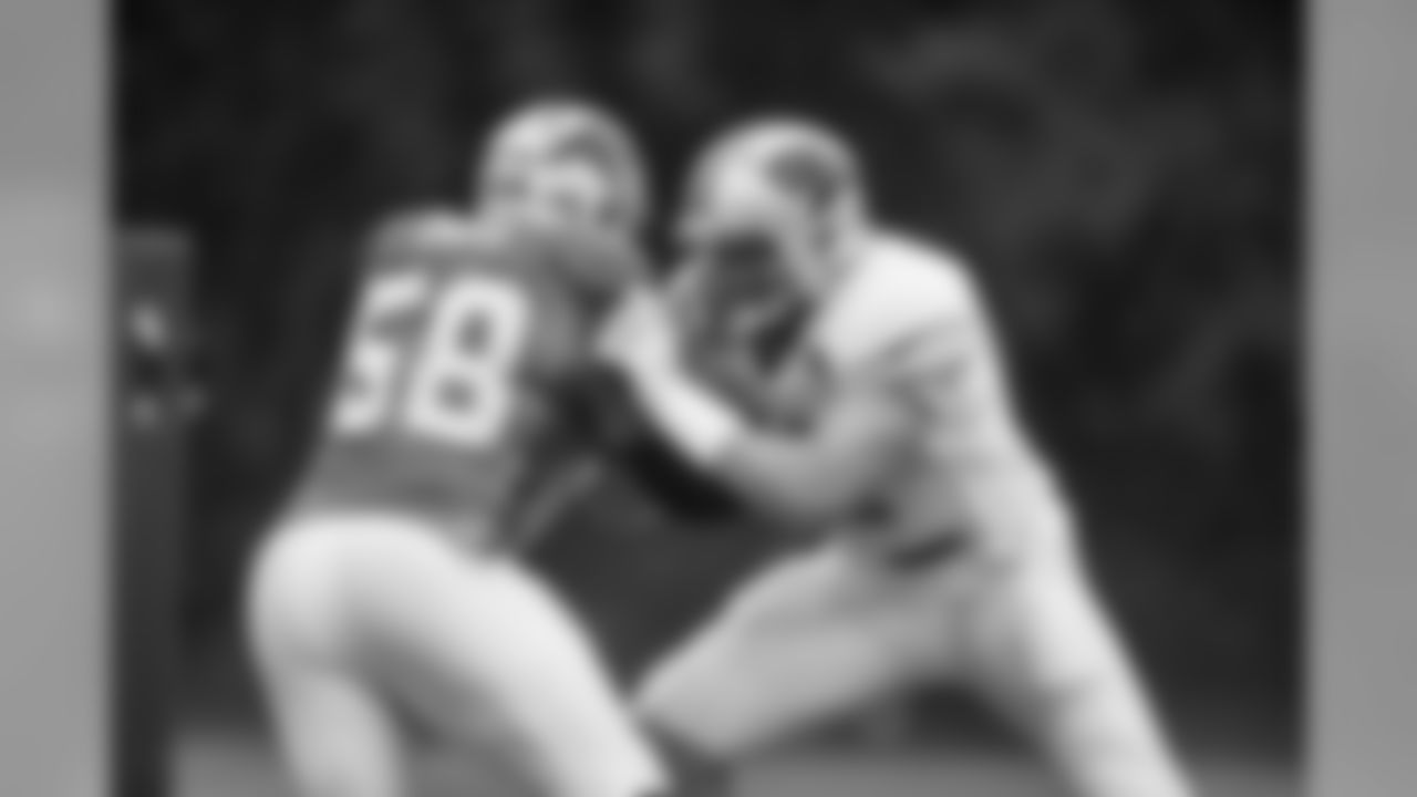 LB Thomas Davis and TE Richie Brockel