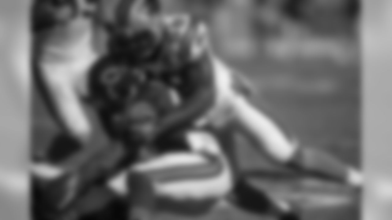 LB Thomas Davis
