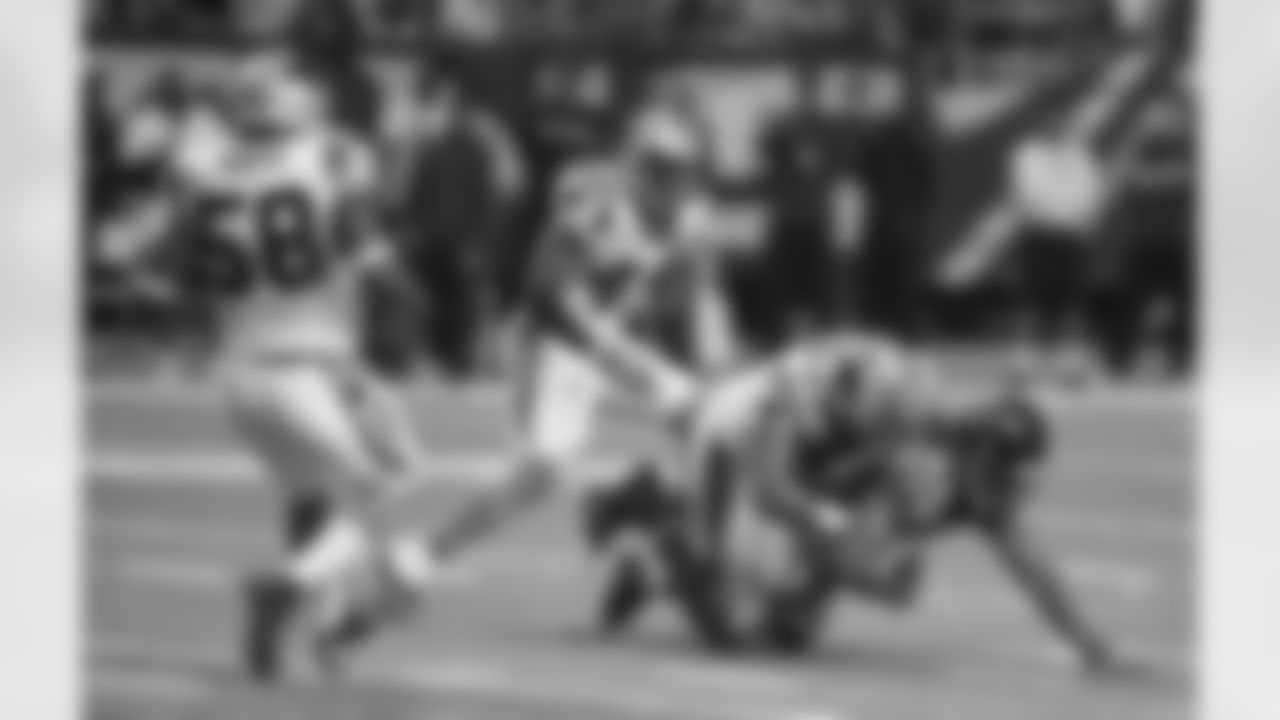LB Adarius Glanton