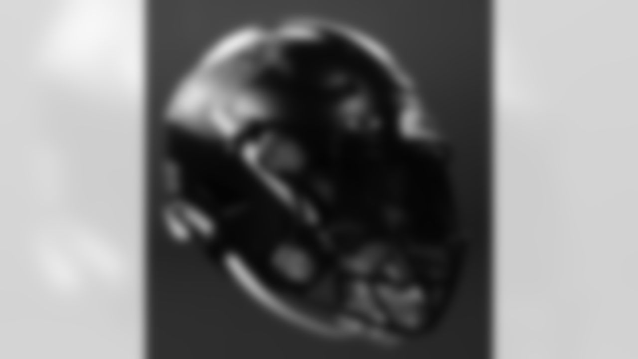 2022 Panthers black helmets and uniforms