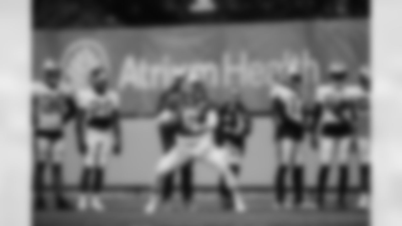 QB - 6 - Baker Mayfield
