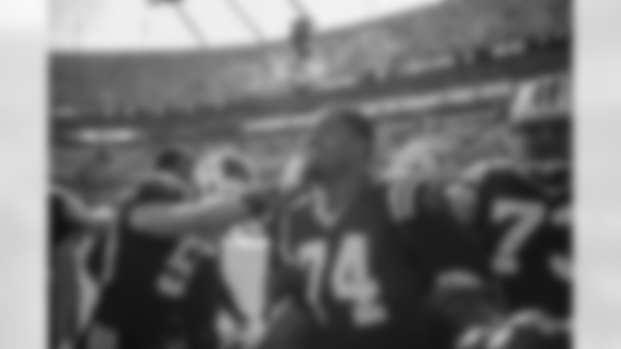 2018_11_25 CARvsSEA warmups 0106