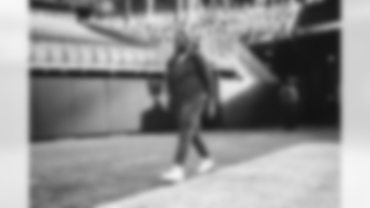 E_DX3_1389
