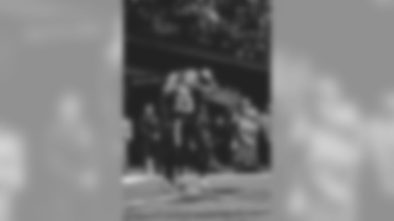 1D2_5816
