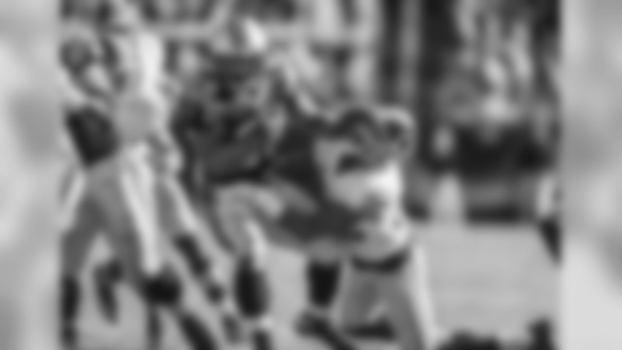 Carolina Panthers play against Washington on Sunday, November 22, 2015.