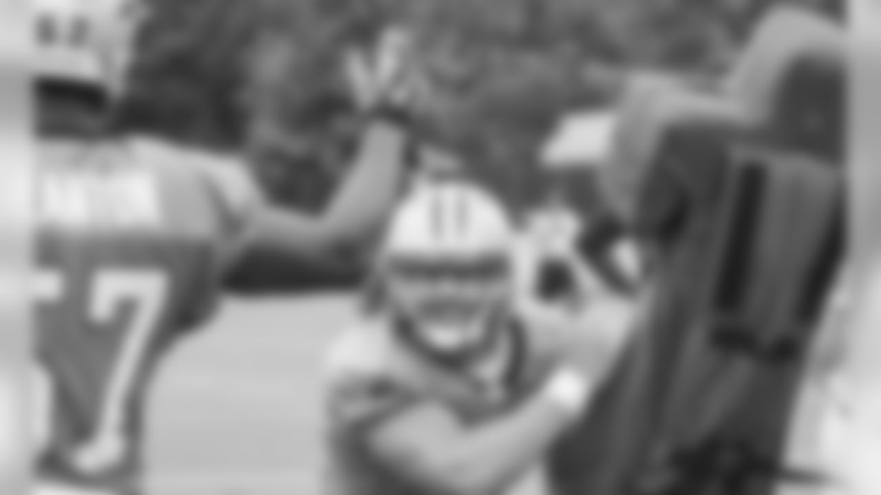 LB David Mayo