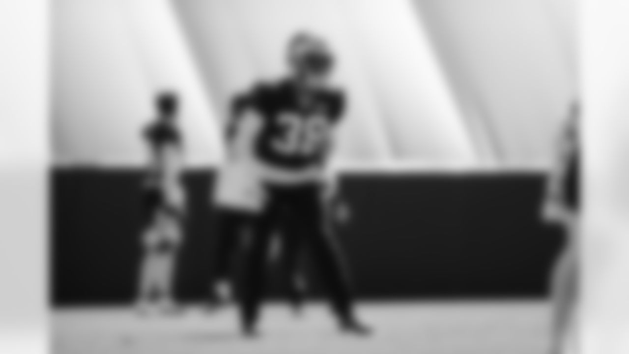 DB - 38 - Myles Hartsfield