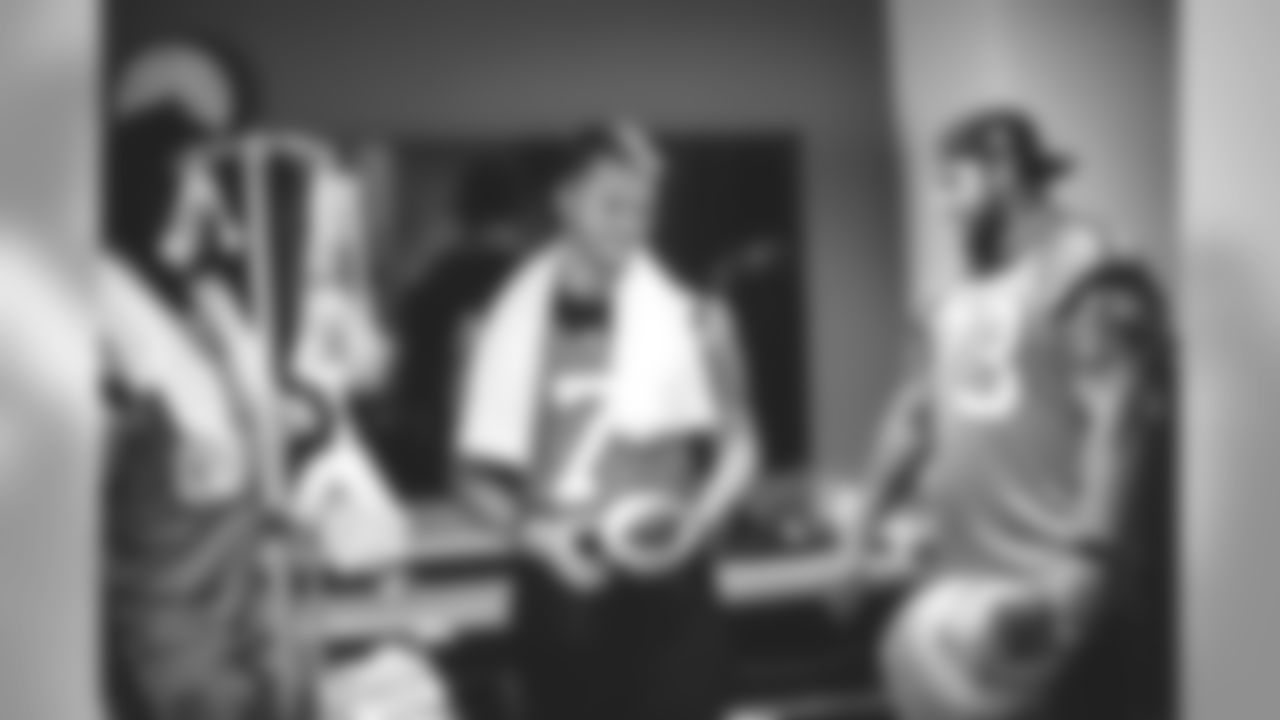 190924levine_671