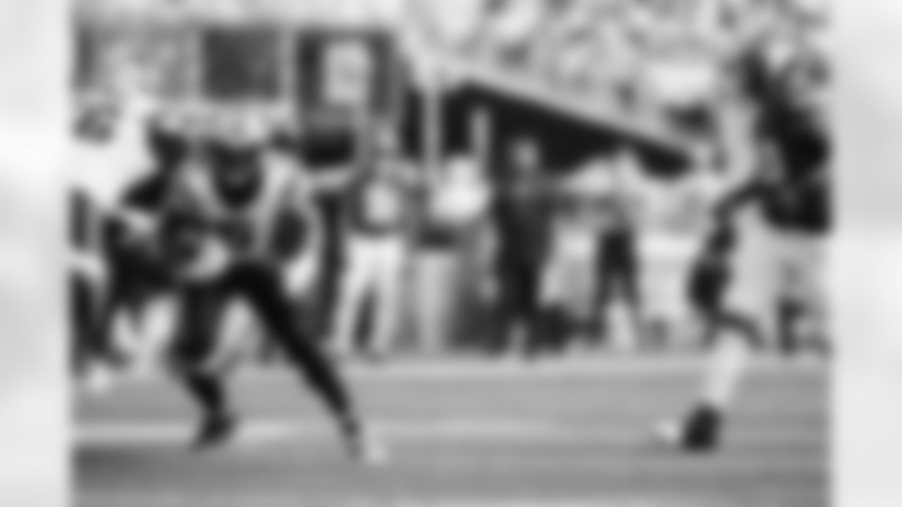 231001 Vikings Game Action_MD-138