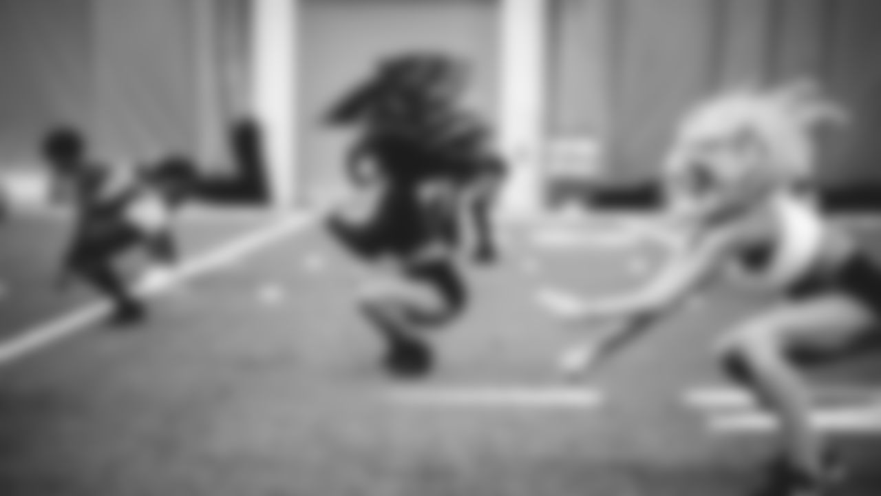 E_1D3_4494