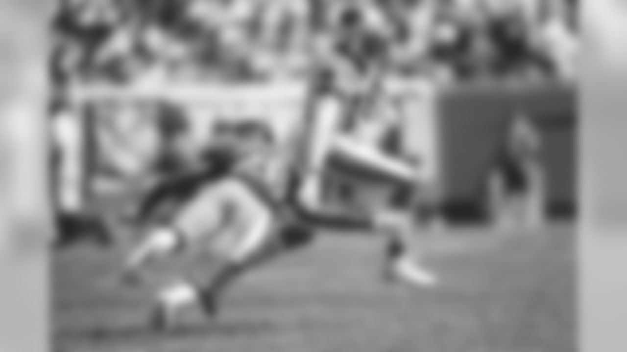 190908carvsla_3032