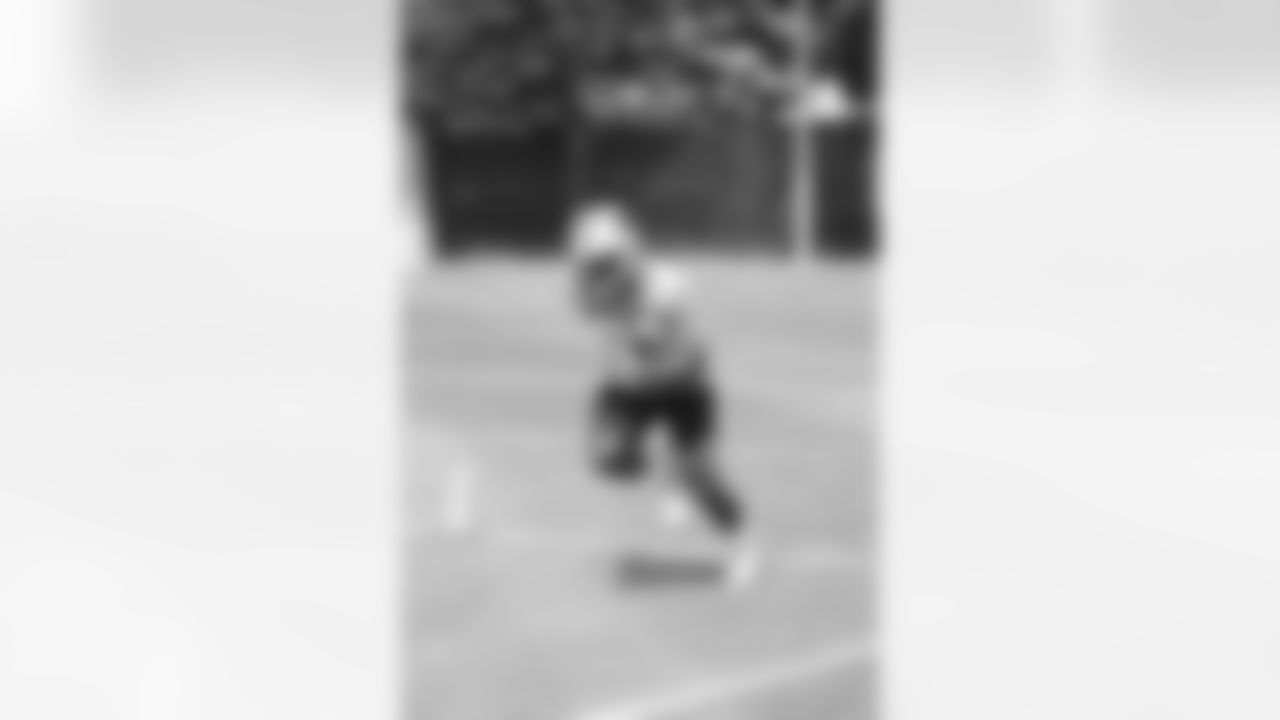 WR Taulib Ikharo