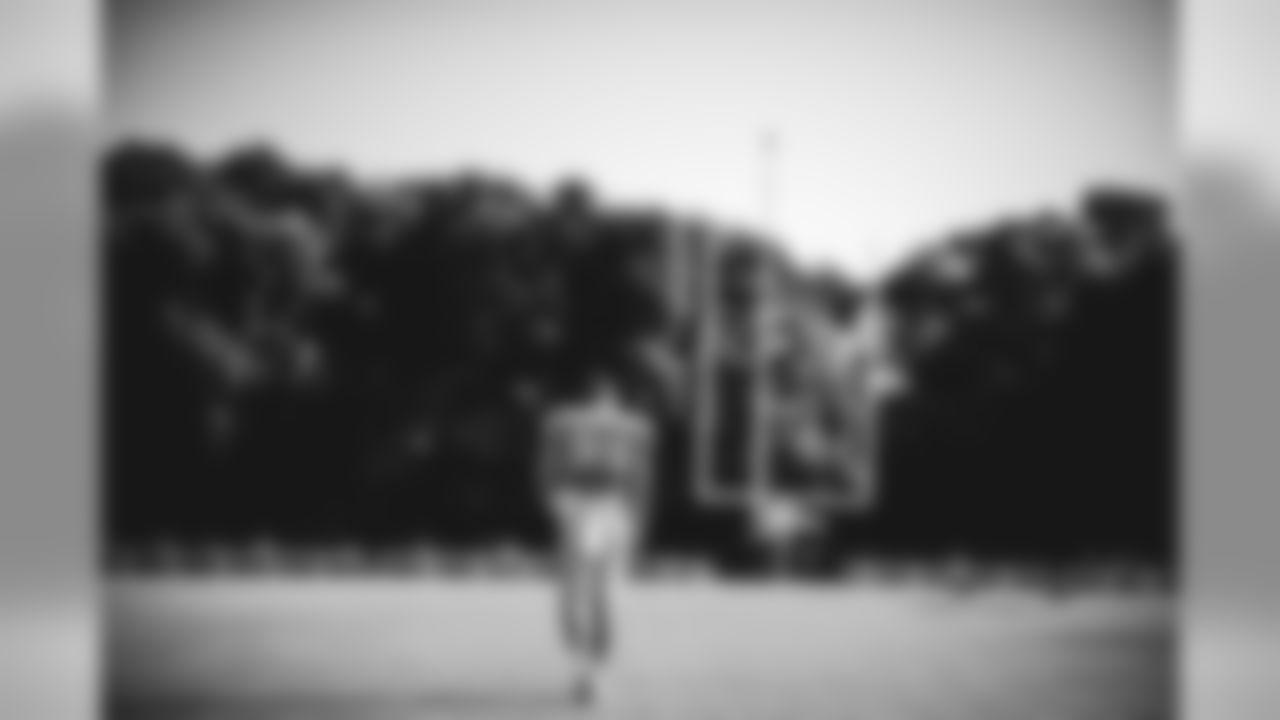 E_1D2_6879