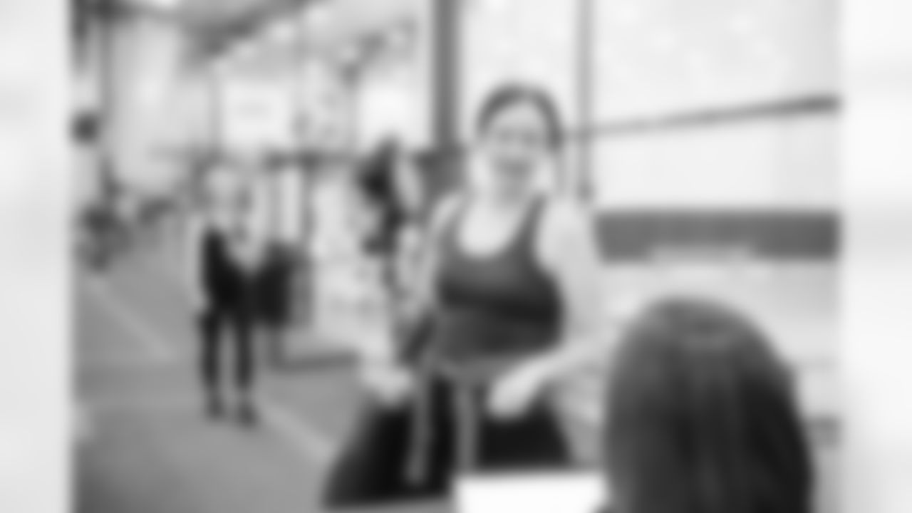 230419 InspiHER Yoga -041