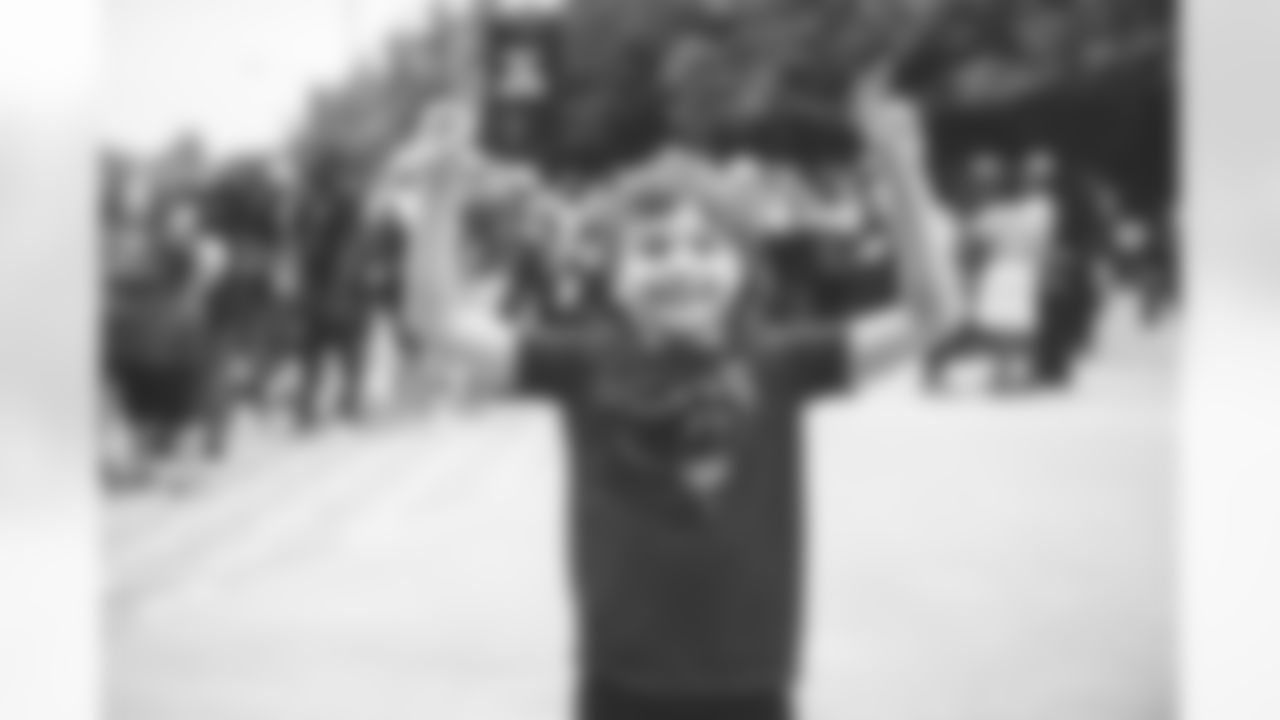 19042DraftParty_176