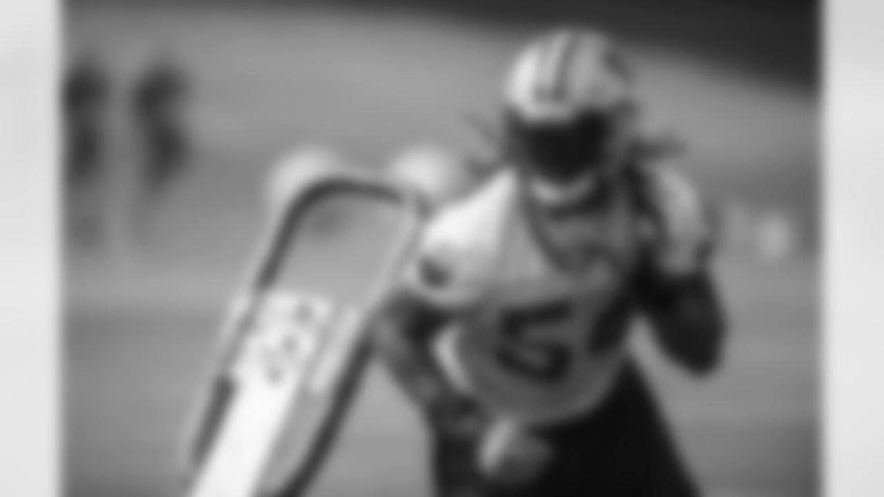 LB Shaq Thompson