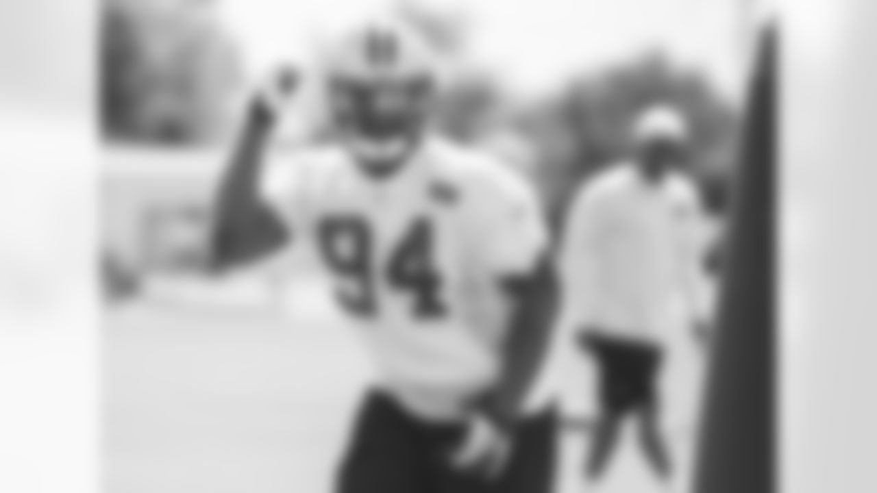 DE Kony Ealy