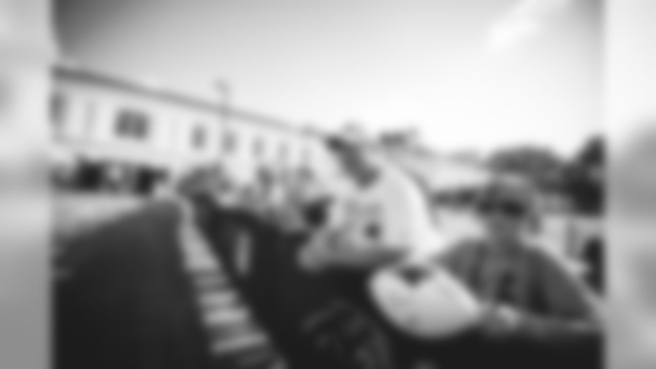 E_1D2_5323_1