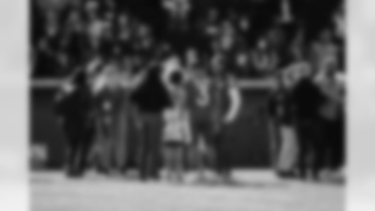 DX3_9476