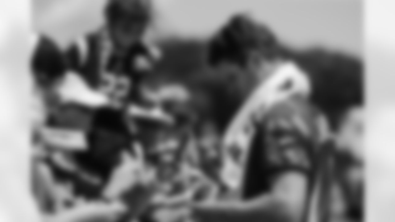 QB Sam Darnold