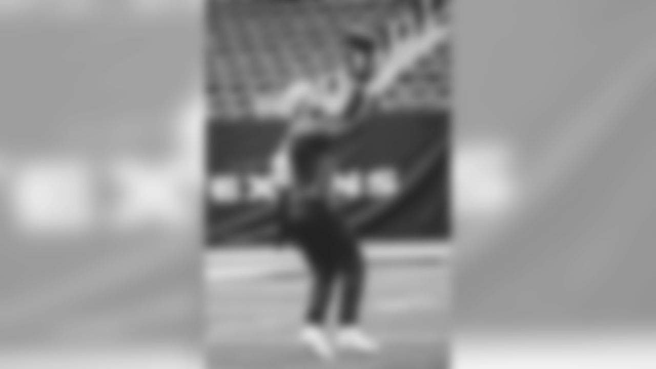190929CARatHOU_372