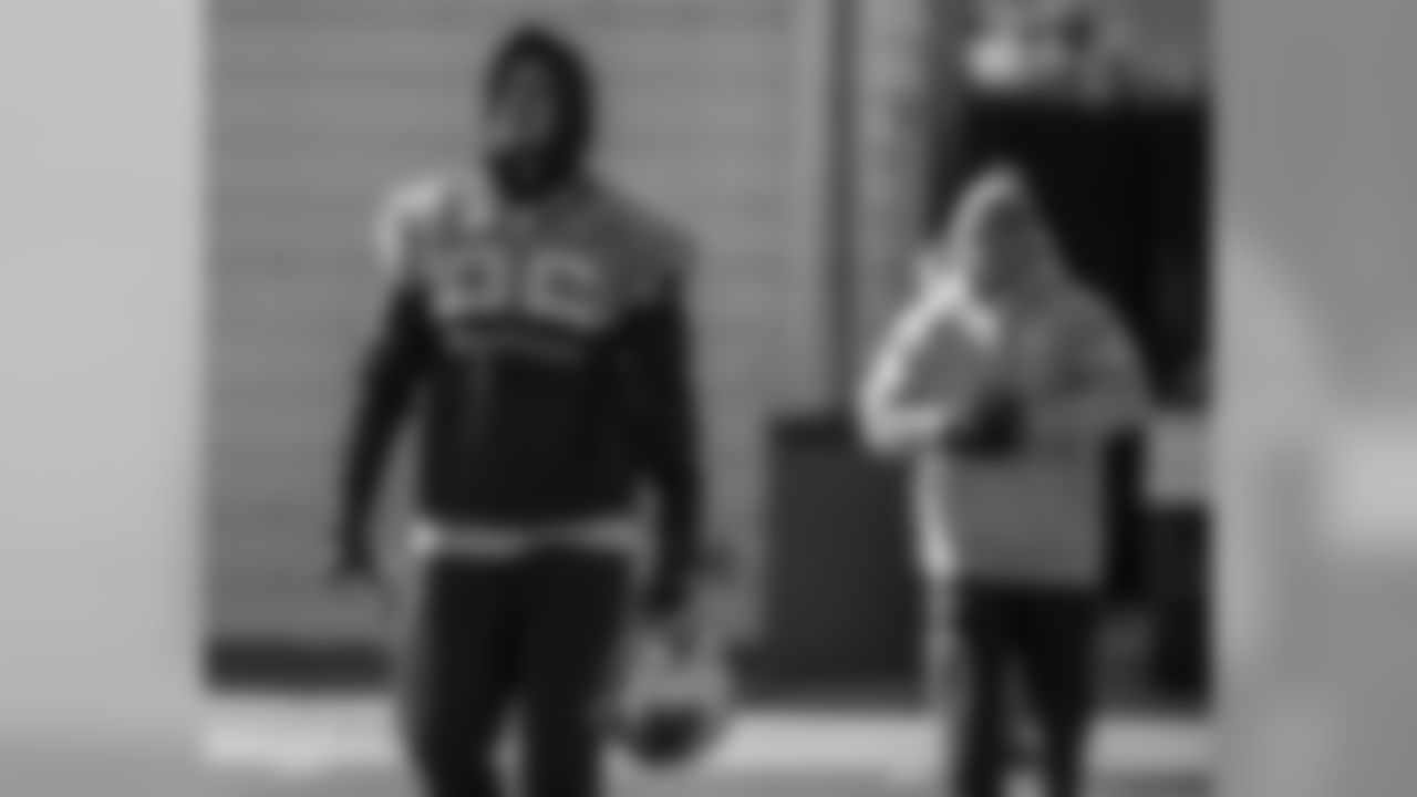 2018_11_28 wednesday walkouts 185