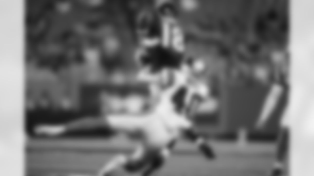 DX3_4214