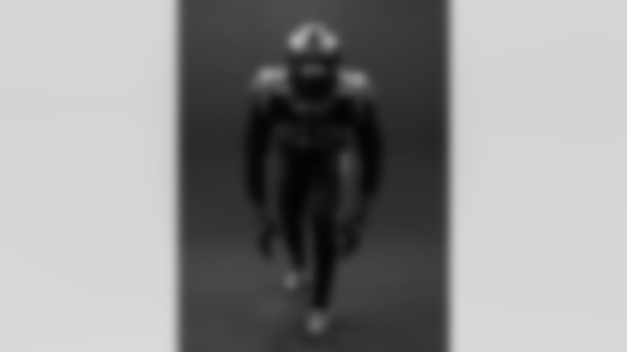 2022 Panthers black helmets and uniforms