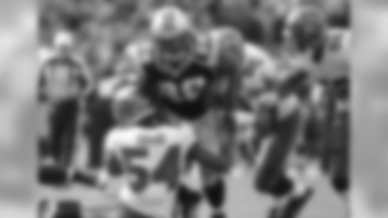 RB Jonathan Stewart