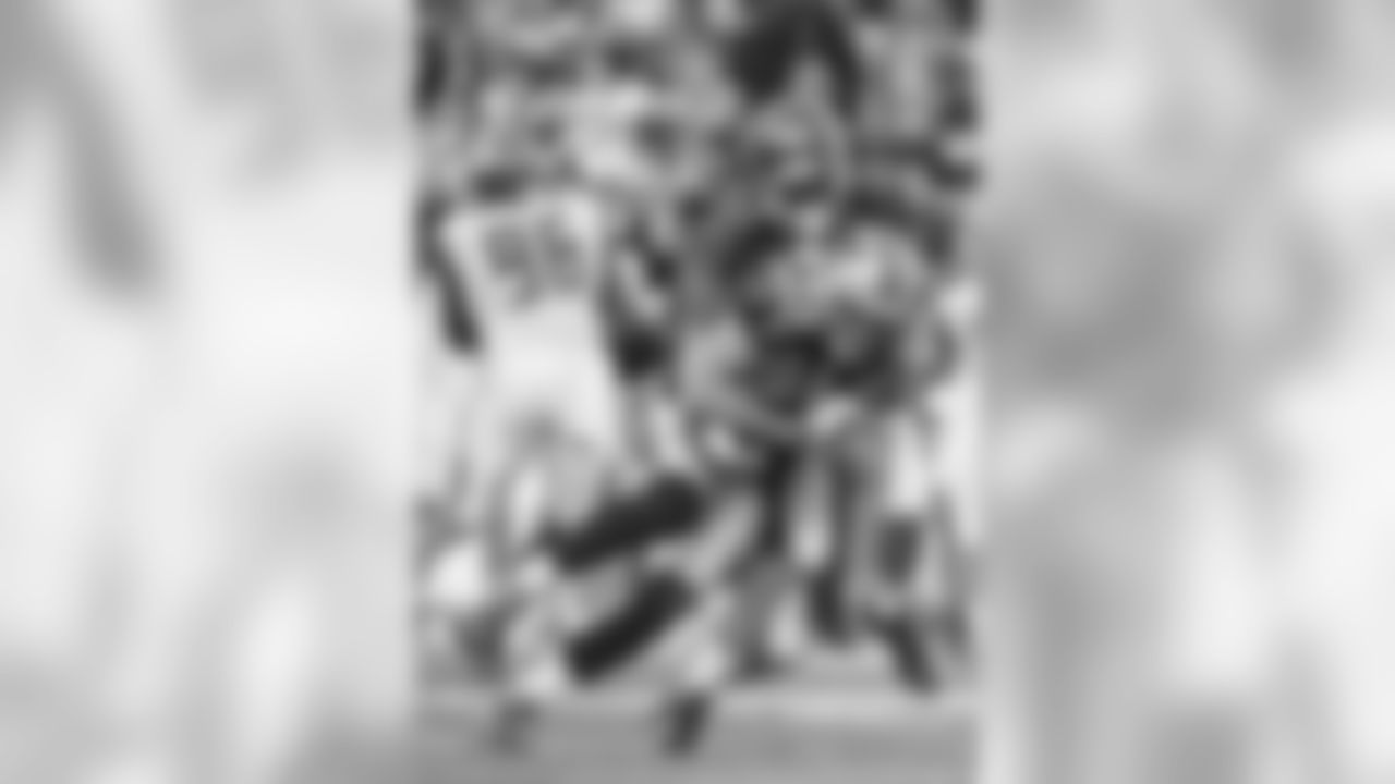 TE Greg Olsen