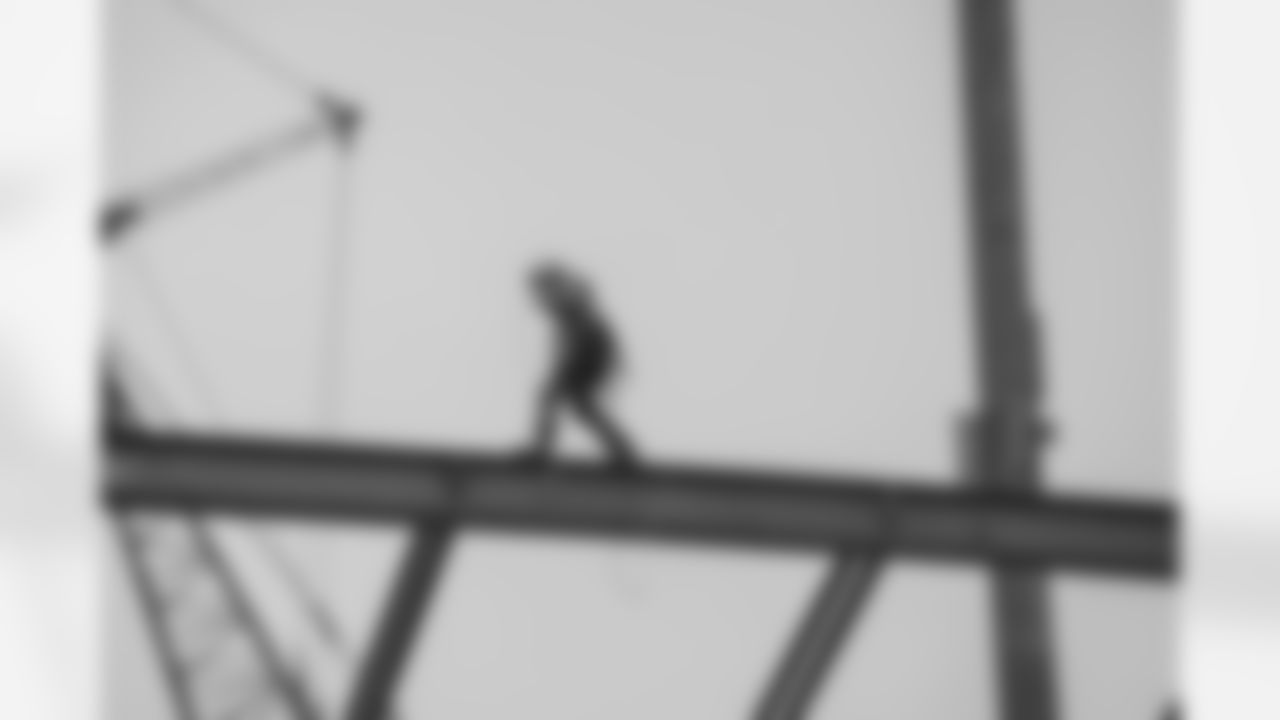 E__C3A6633