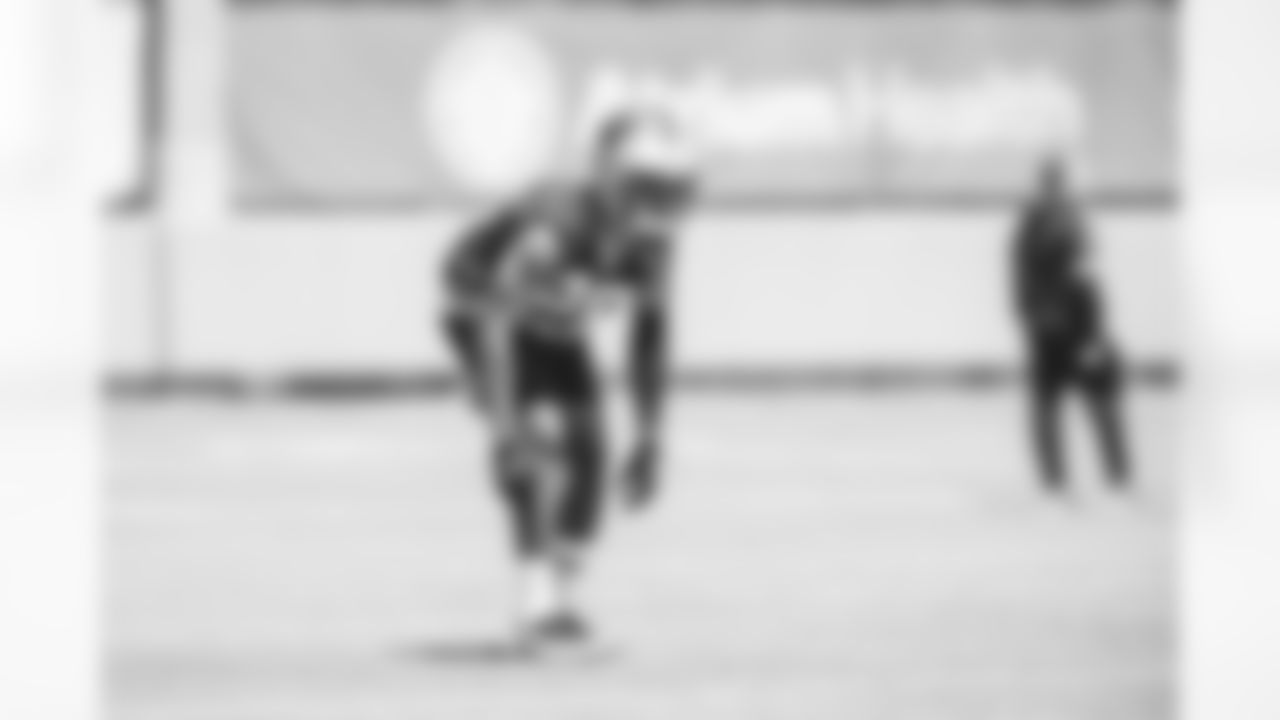 28 - CB Keith Taylor