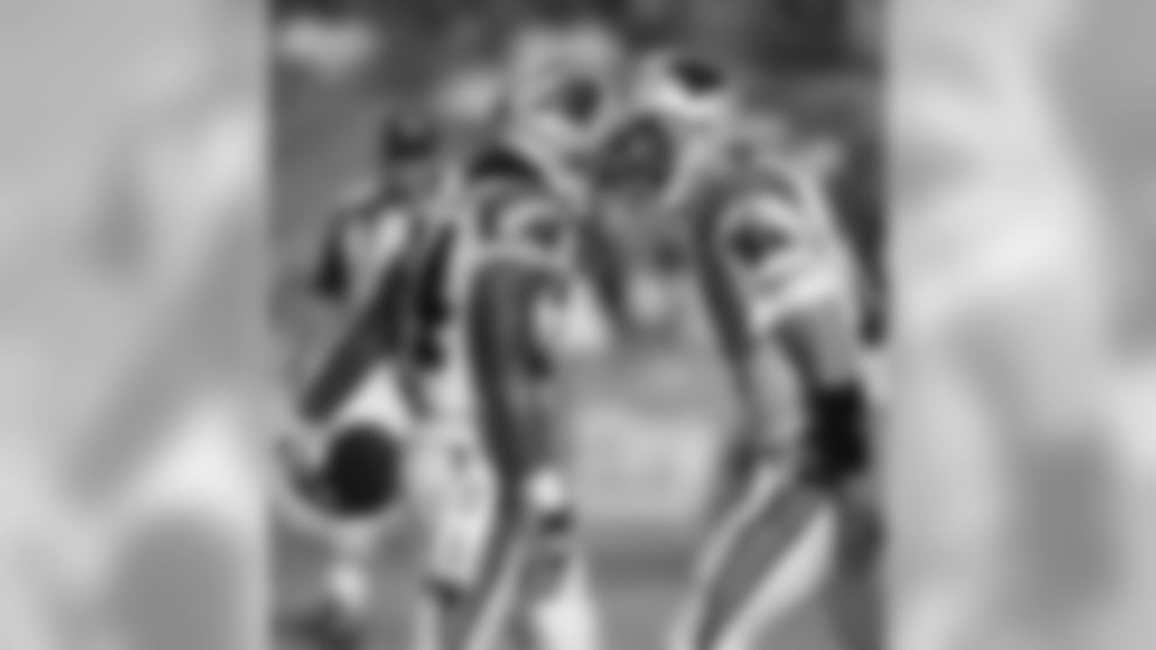 Dolphins 27, Panthers 17