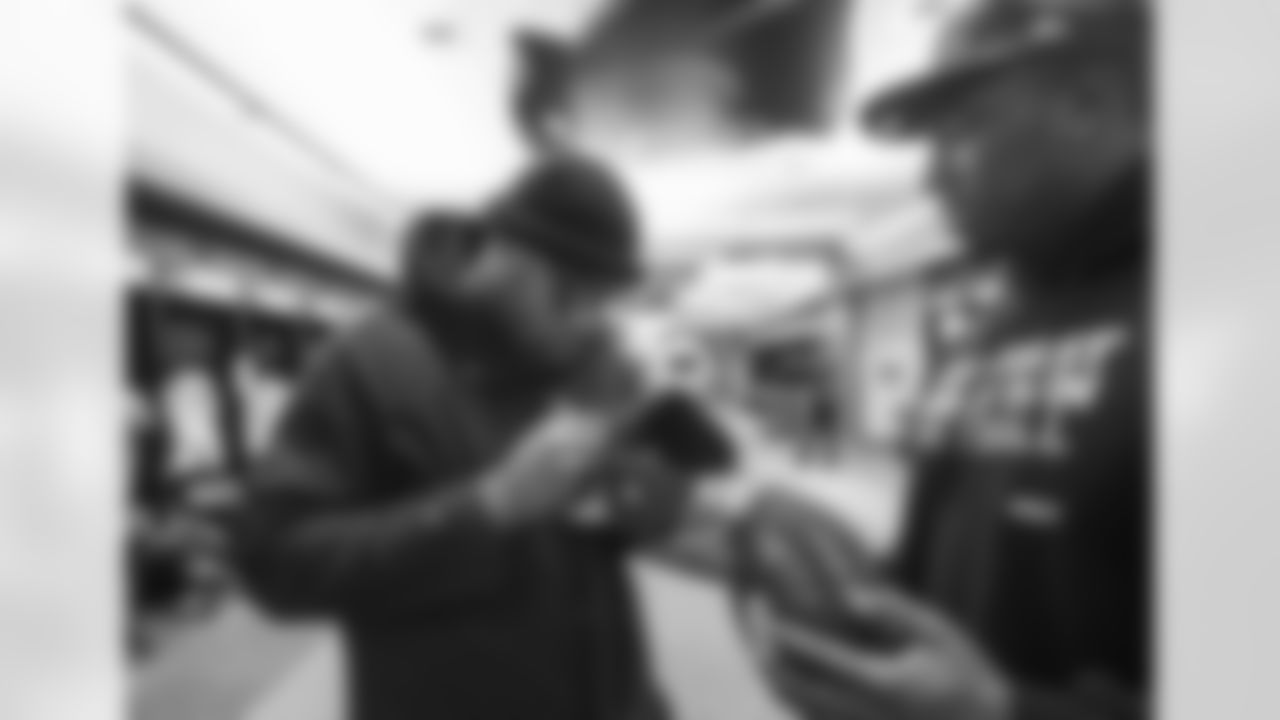 G Trai Turner and DE Rakim Cox