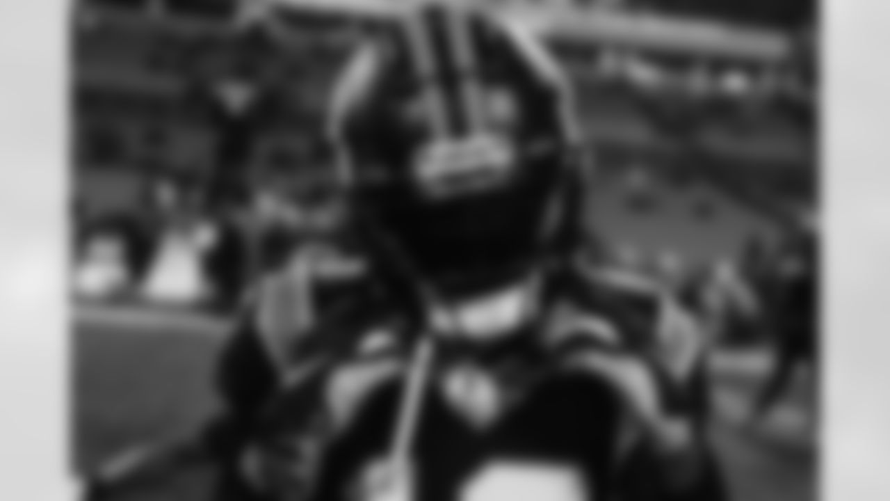 221110 Panthers vs Falcons-377