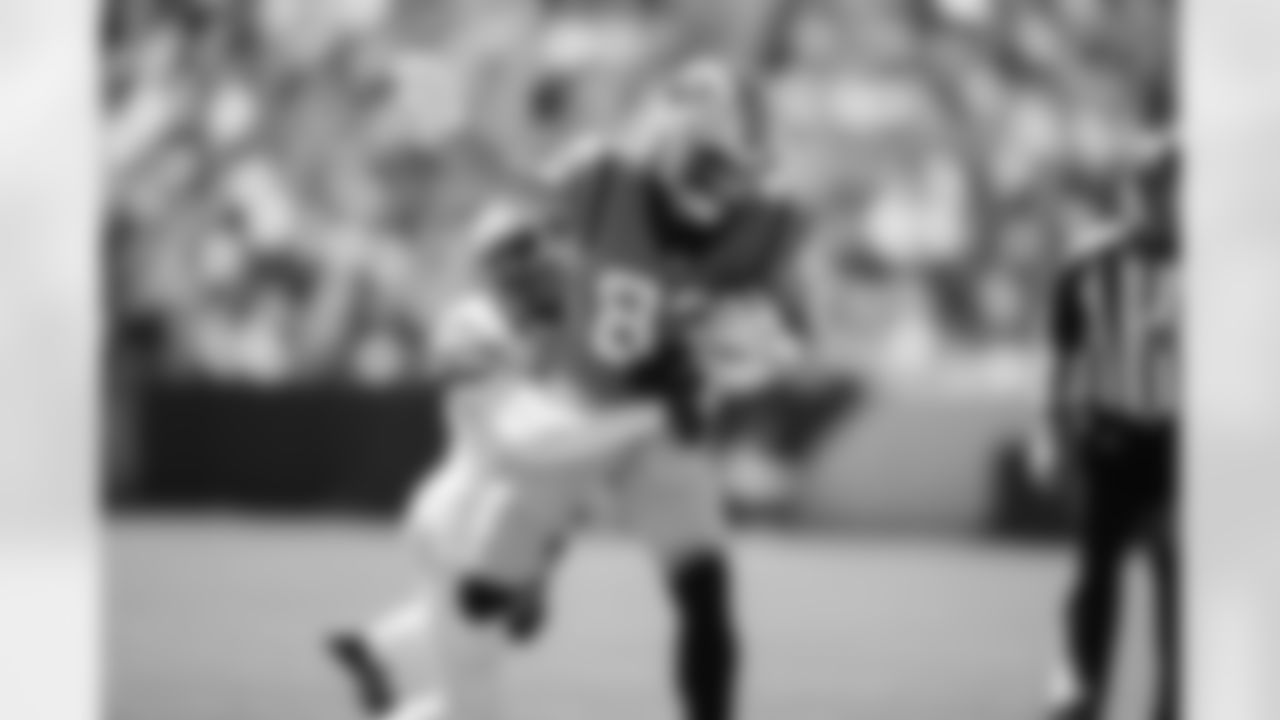 WR - 83 - Derek Wright