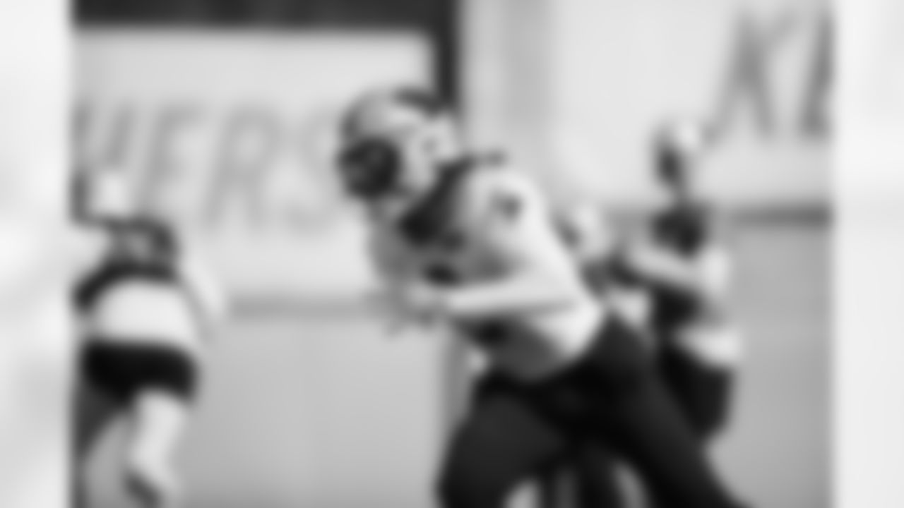 WR - 2 - D.J. Moore