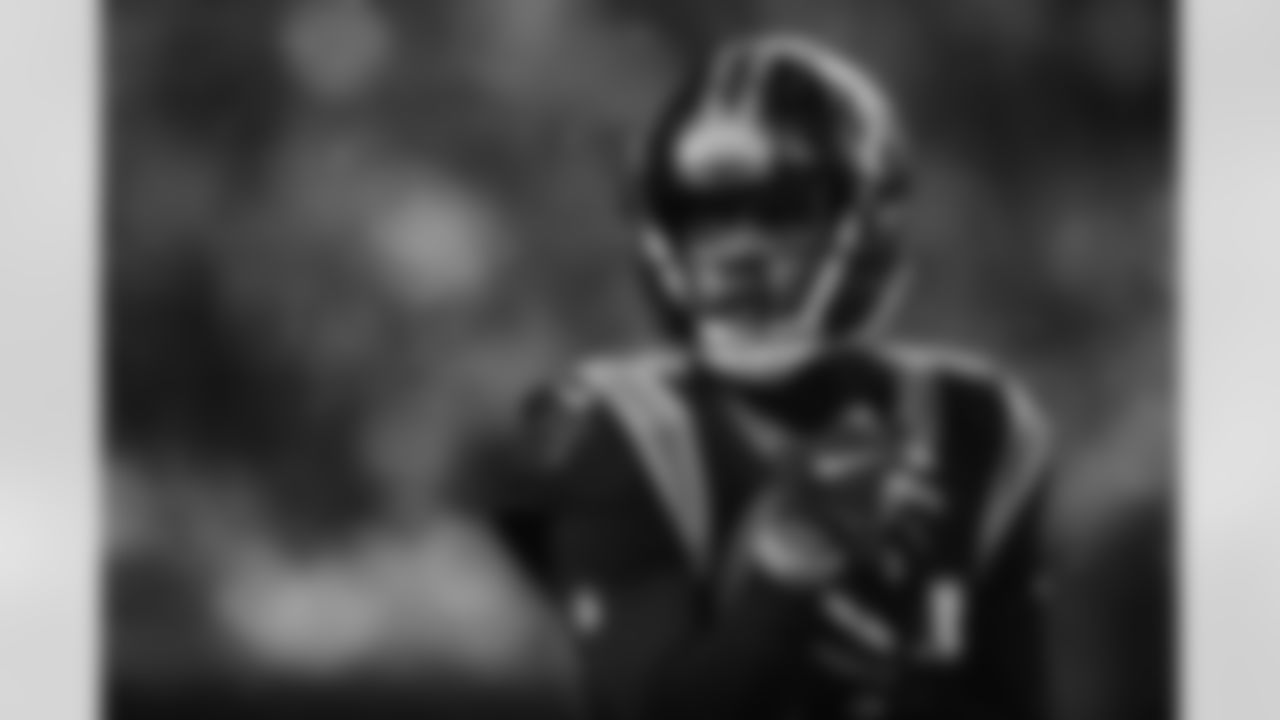 WR - 12 - Shi Smith
