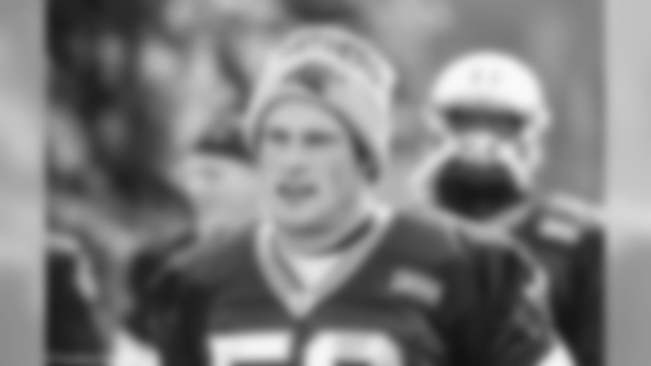 LB Luke Kuechly