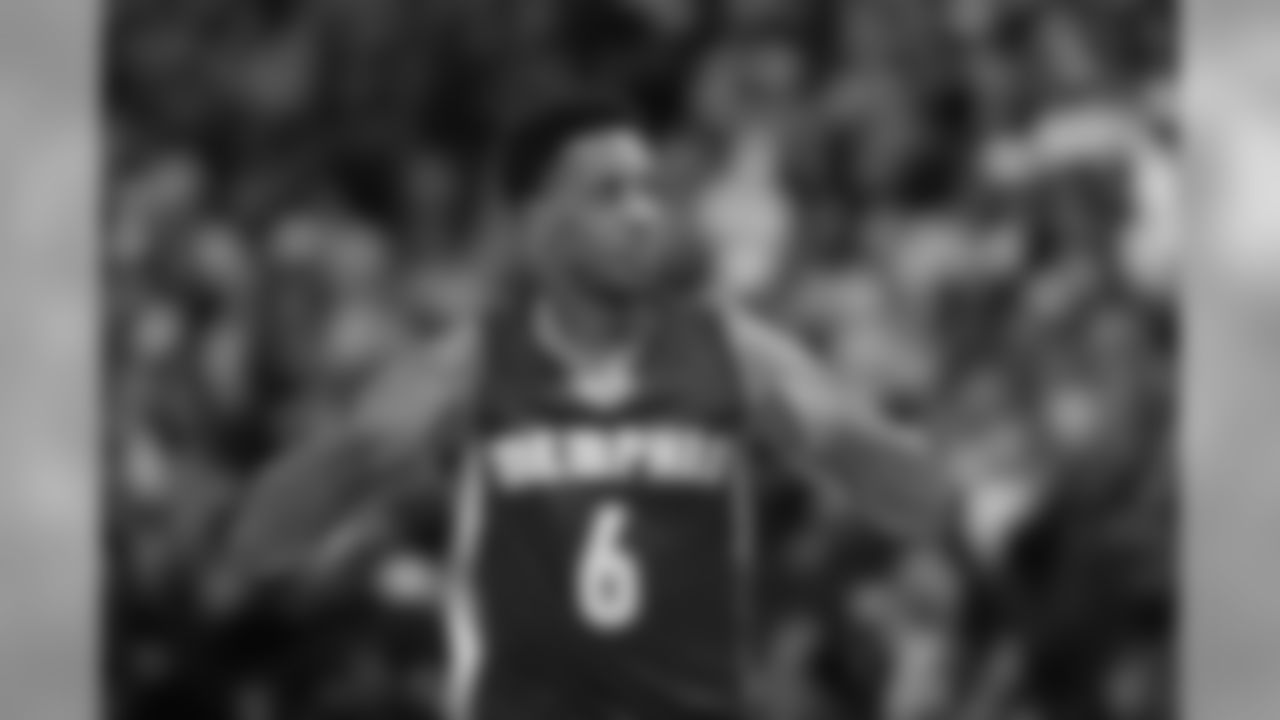 Basketball player Mario Chalmers (@mchalmers15)