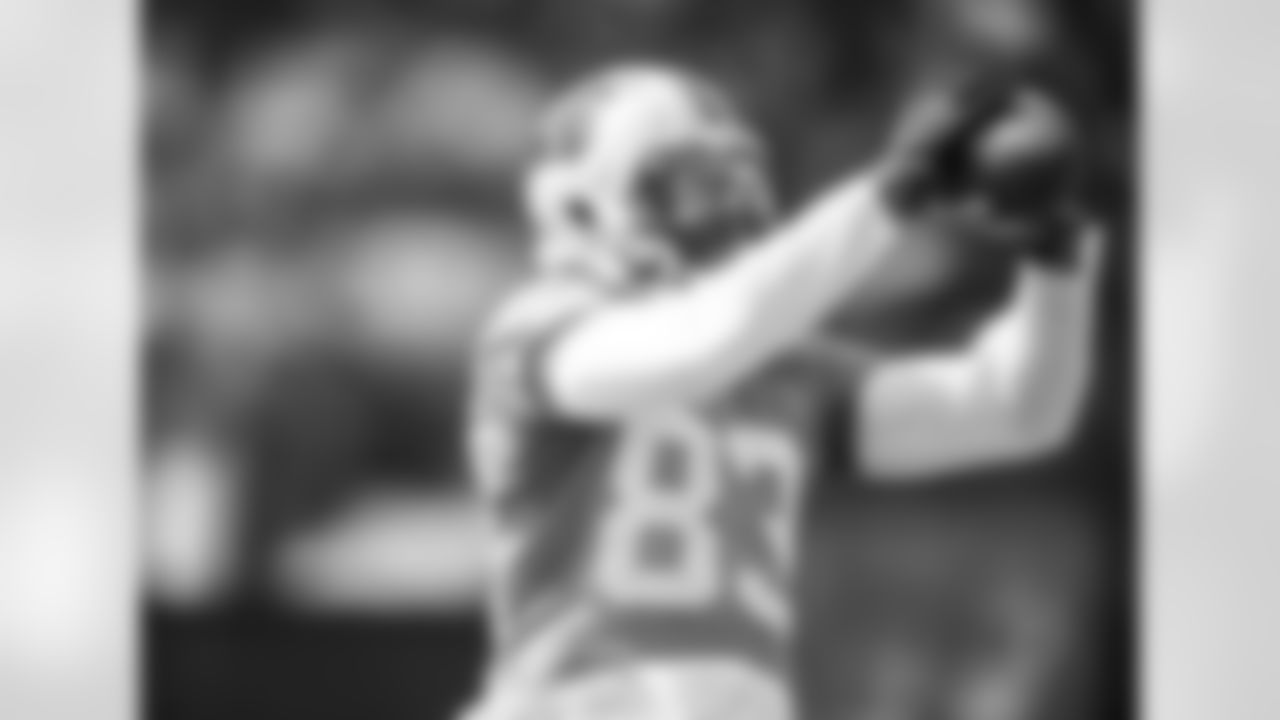 WR Marcus Lucas